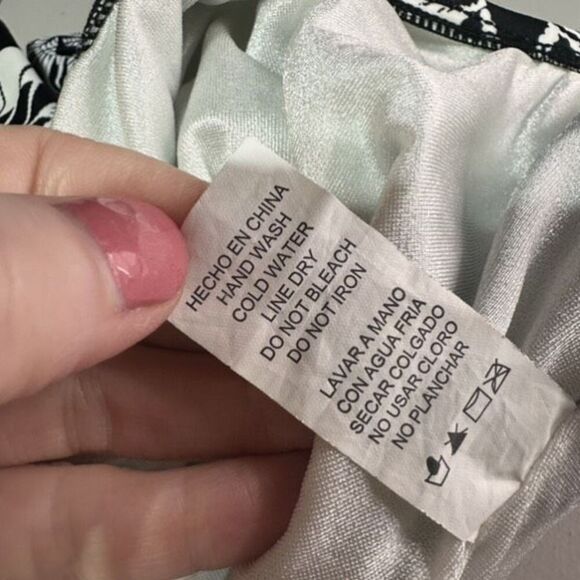 Azul by Maxine Of Hollywood Women's Skirted‎ Swim Dress One Piece Black White 8 - Picture 11 of 13